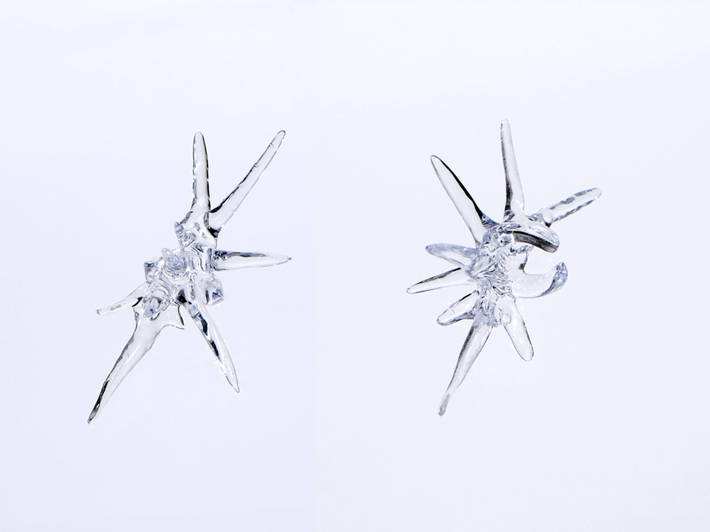科斯莫耳挂（COSMO EARCUFF）