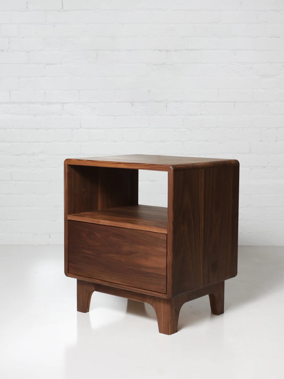 Clancy 床头柜（Clancy Bedside）
