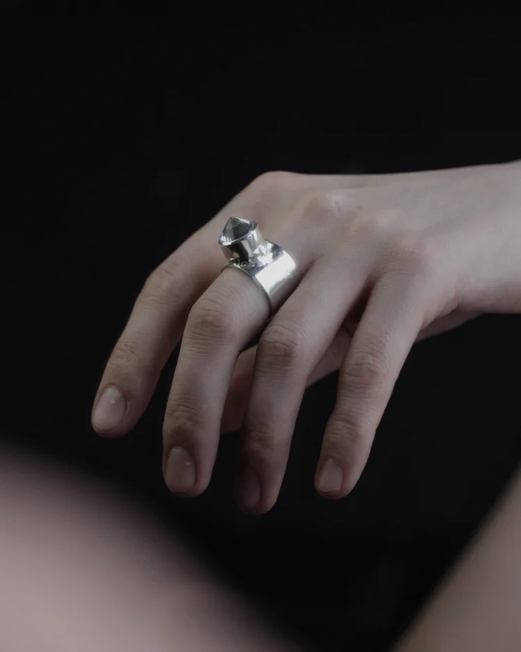 白水晶厚重款戒指（ROCK CRYSTAL CHUNKY RING）