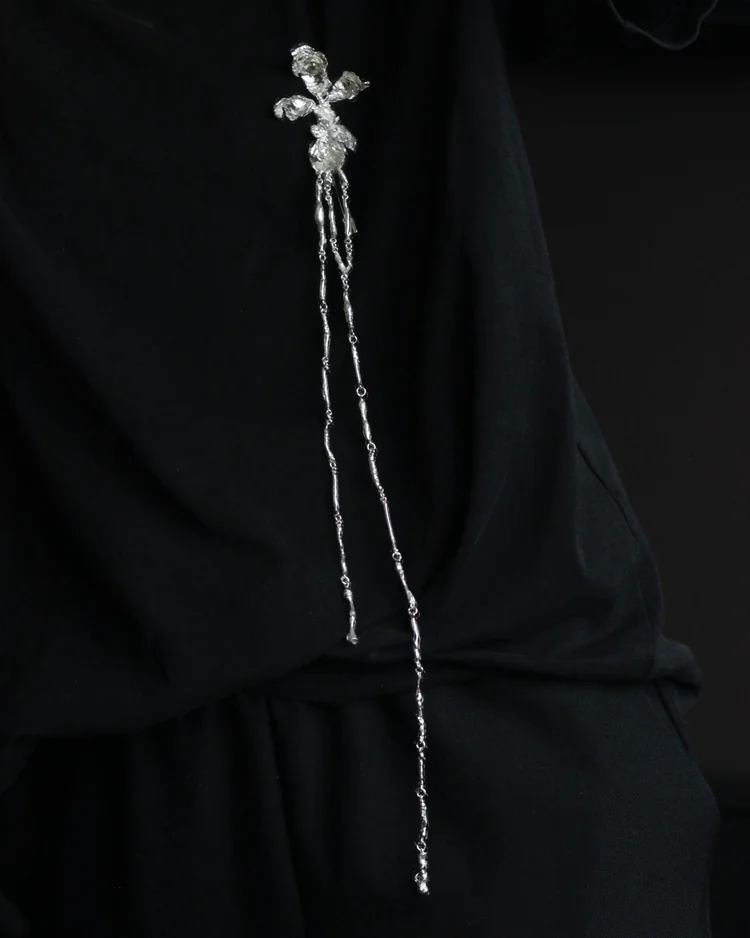 长款抽象兰花胸针（LONG ABSTRACT ORCHID BROOCH）