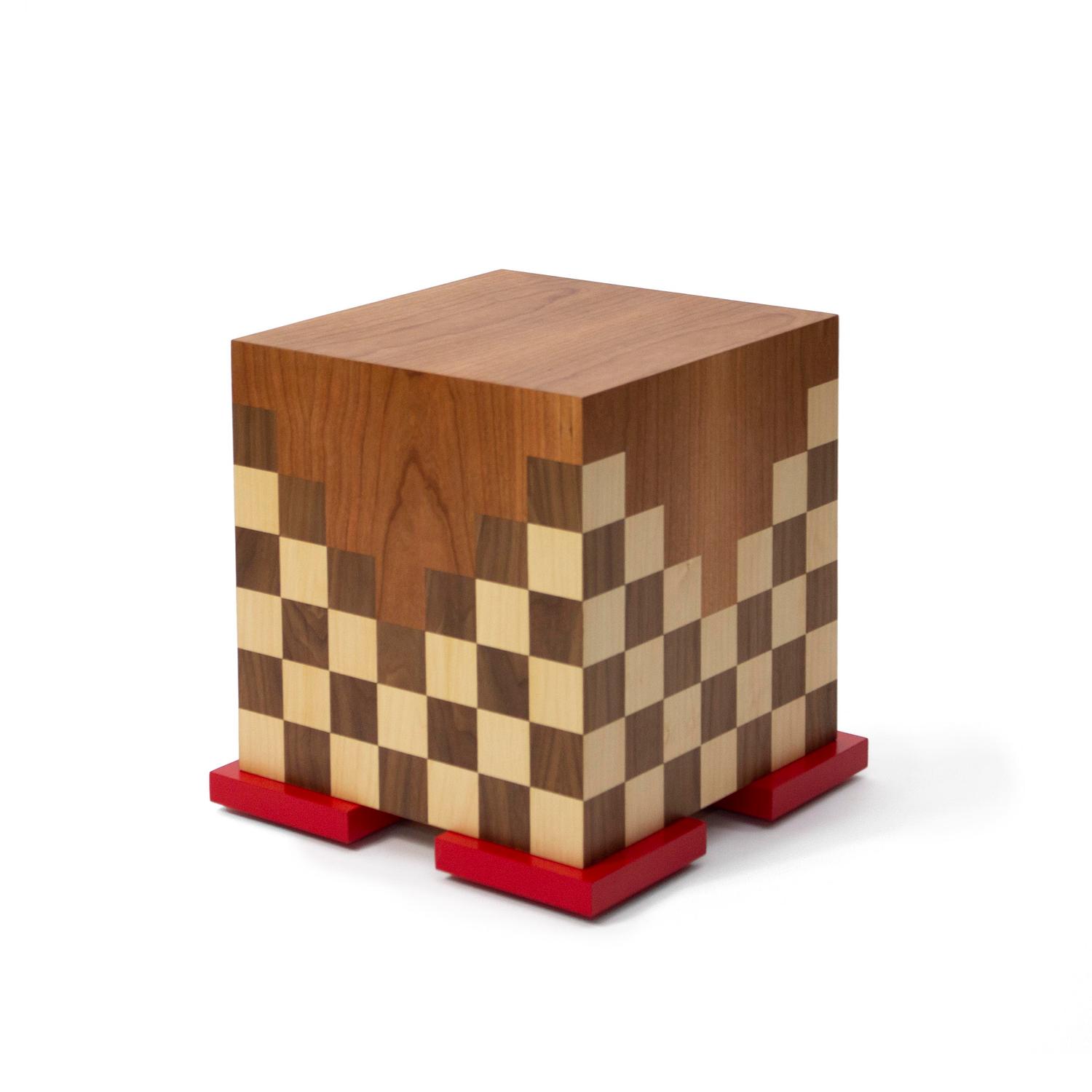 阶梯式胡桃木格纹咖啡桌（Coffee Table in Stepped Walnut Check）