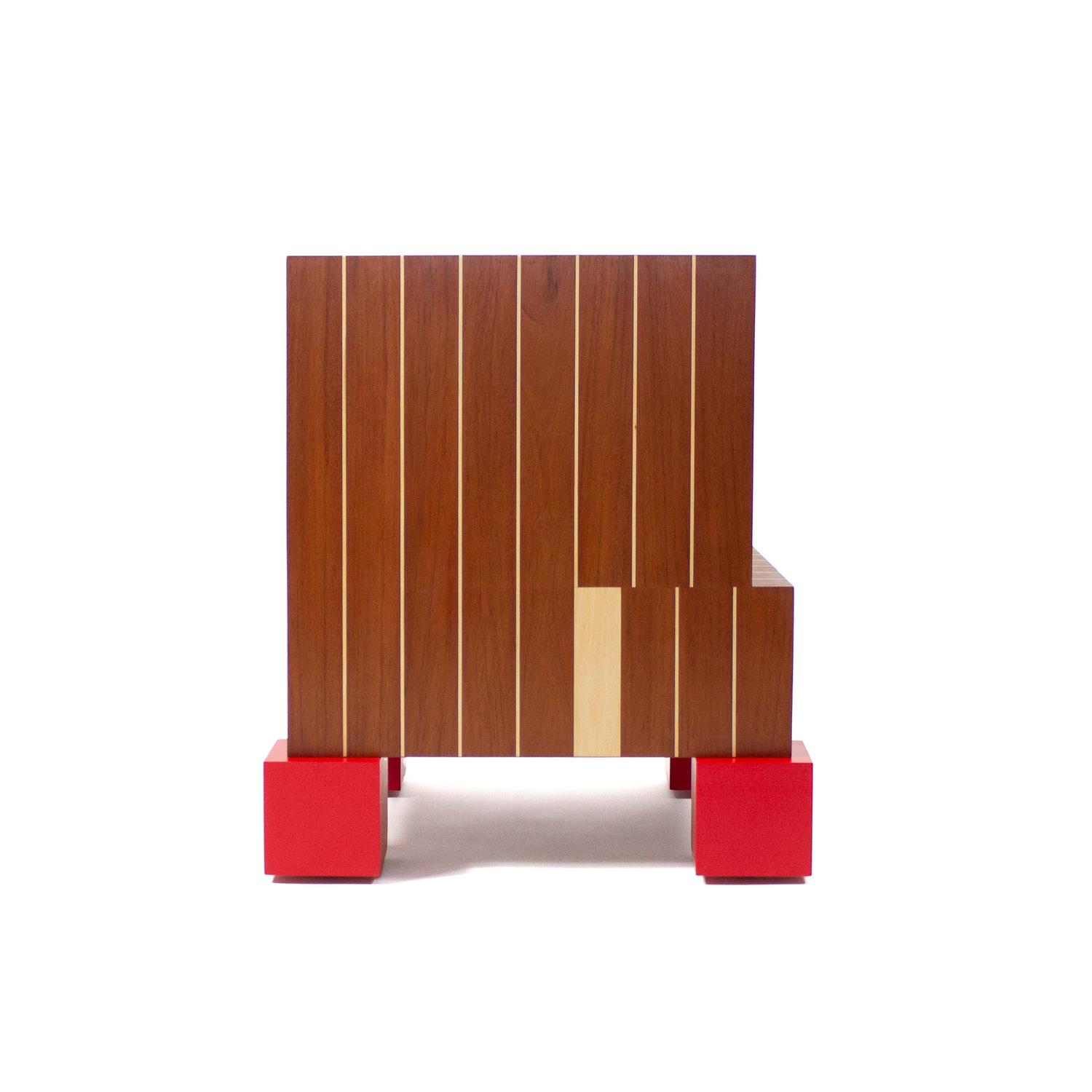 贾托巴木与枫木细条纹小型台座（Small Plinth in Jatoba and Maple Pinstripe）
