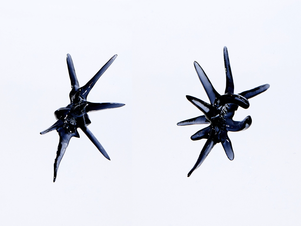 科斯莫耳挂（COSMO EARCUFF）