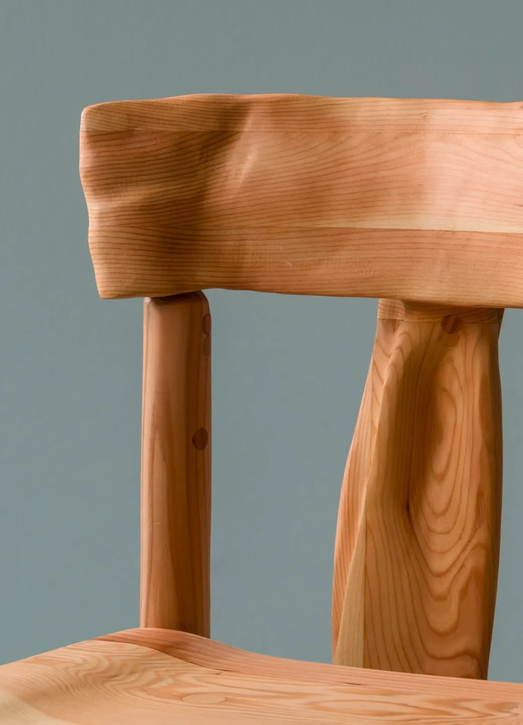 号角餐椅（Trumpet Dining Chair）